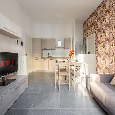 We Home - Premuda Boutique, Milano Bagian luar foto