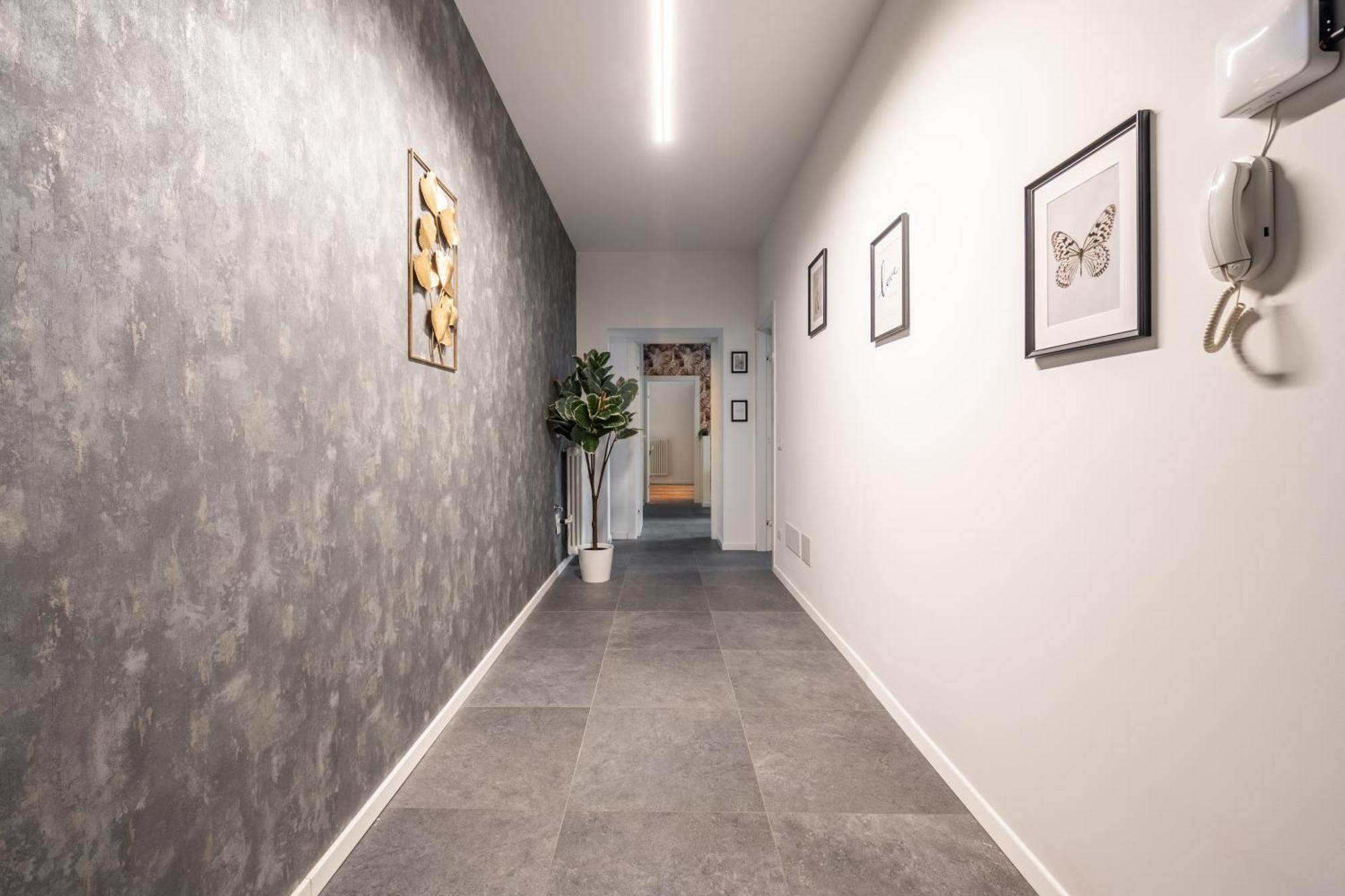 We Home - Premuda Boutique, Milano Bagian luar foto